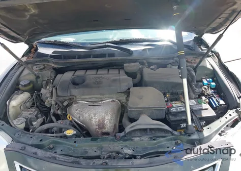 2011 Toyota Camry Le z USA, uszkodzony, nr VIN 4T1BF3EK3BU715347